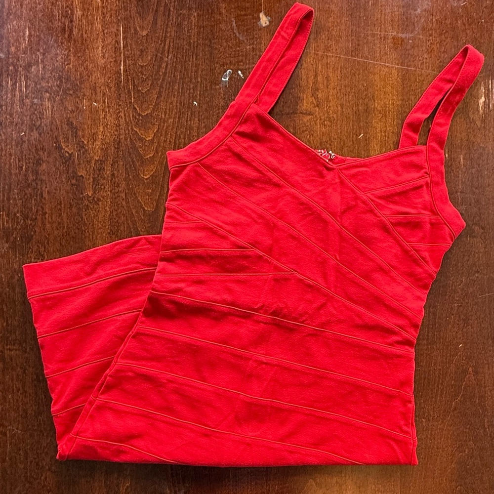 Red ribbed bodycon dress